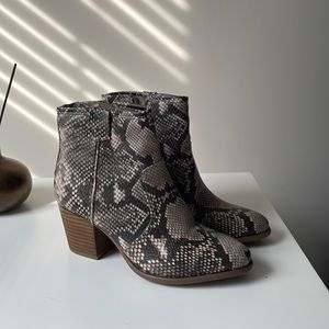 Carlos Santana Snake Print Bootie